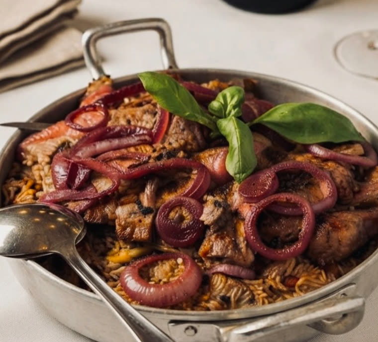 Arroz de Cogumelos com Enchidos no Forno e Bife da Vazia
